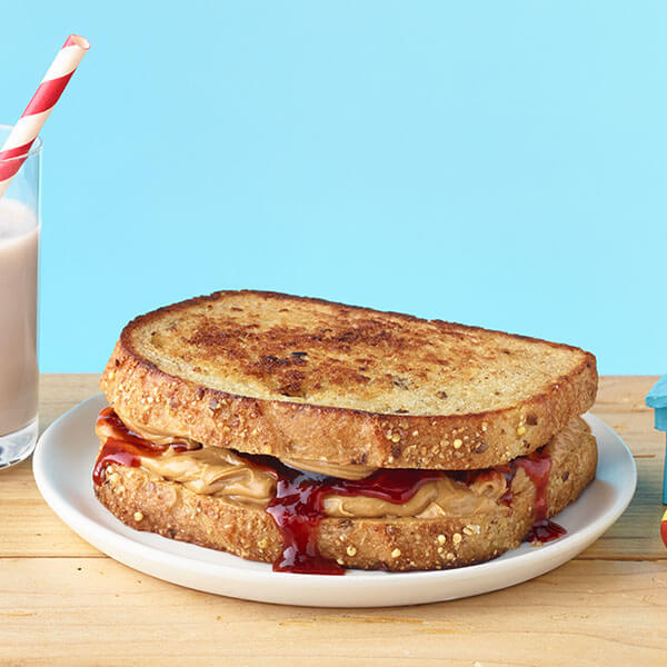 SKIPPY® Erdnussbutter- und Chipotlemarmeladen-Sandwich – Rezepte